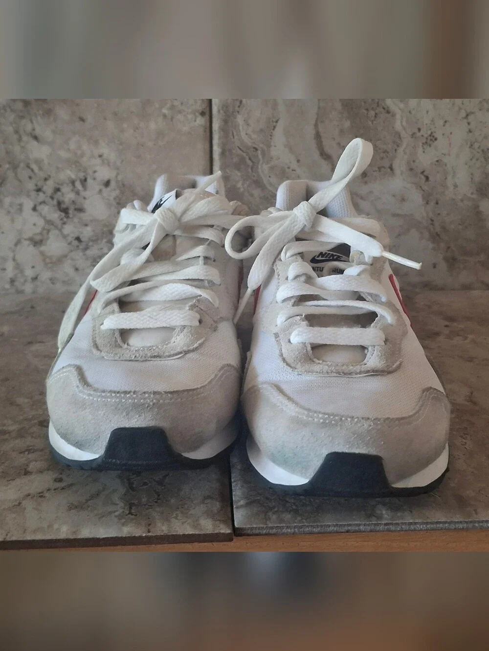 Nike Women Athletic Sneakers White Gray with Red Swoosh - Picture 3 of 3